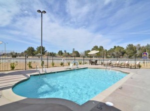 California City Inn | California City