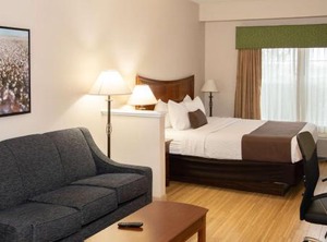 Hampton Inn Suites Lathrop | Lodi