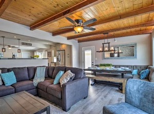 Firsix San Diego | North Clairemont