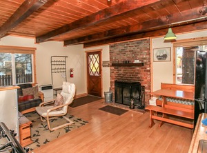 Cottage | Summit Estates