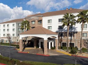 Courtyard | Rancho Cucamonga