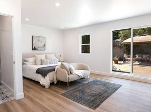 Cozy | Valley Glen