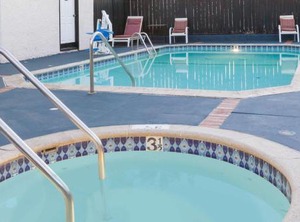 Ontario Airport Inn | Castaic