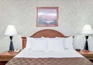 Ontario Airport Inn | Lawndale