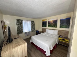 Days Inn | San Marcos