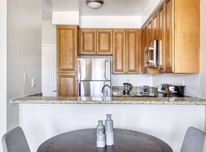 The Emerson Grand Ave Los Angeles | NoHo Arts District