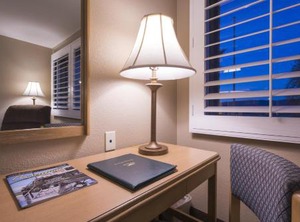 Grand Vista Hotel | Simi Valley