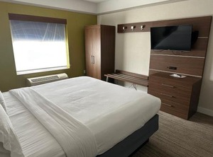 Ontario Airport Inn | Bonita