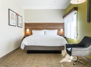 Holiday Inn Express Suites Forest Ihg Hotel | Lake Forest