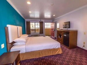 Belmont Shore | East Manhattan Beach