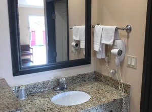 Hyland Motel | La Habra