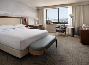 Renaissance Long Beach Hotel | Downtown Long Beach