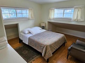 Orange Hostel | Hollywood