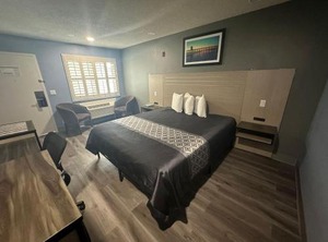 Orange Tustin Inn | Orange