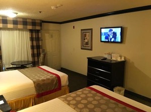 Ramada | Ontario