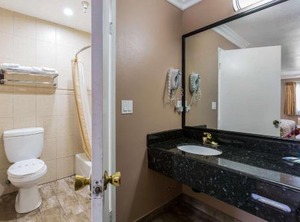 Rodeway Inn Cypress | Cypress