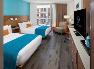 Shore Hotel | Downtown