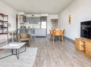 The Emerson Grand Ave Los Angeles | Mid-Wilshire