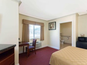Travelodge | Brea