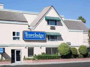 Travelodge | Sunset Beach
