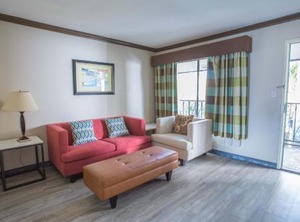 Vanllee Hotel | Covina