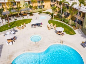 Winners Circle Resort | Solana Beach