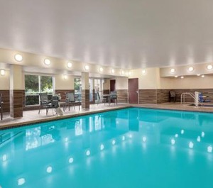 Fairfield Inn 