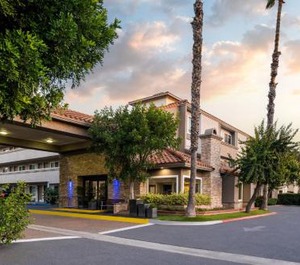 Holiday Inn Express Simi Valley Ihg Hotel 