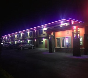 Orange Villa Park Motel 