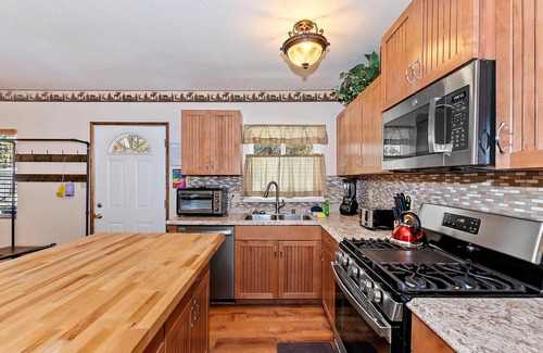 Boulder Bay Cabin | 030 - Cozy Chic Mountain Cottage