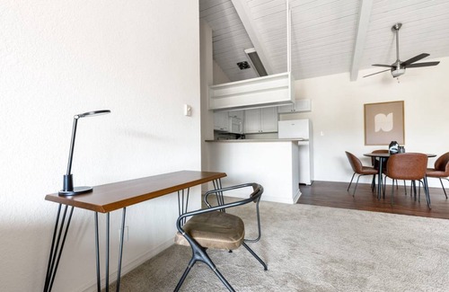 Fox Hills Apartment | 101 m² Apartment ∙ 2 bedrooms ∙ 4 guests