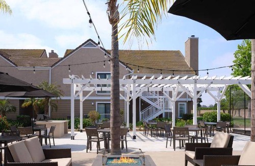Costa Mesa Hotel | 102 m² Hotel ∙ 2 bedrooms ∙ 127 guests