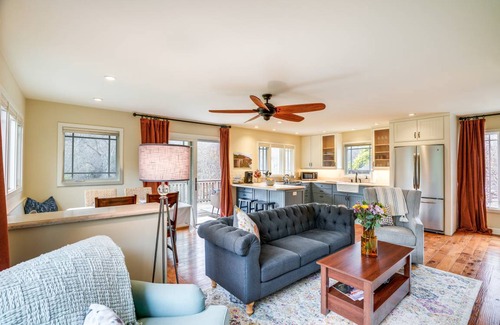 Carmel House | 102 m² House ∙ 2 bedrooms ∙ 6 guests