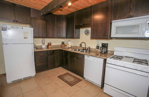 Big Bear House | 103 m² House ∙ 2 bedrooms ∙ 6 guests
