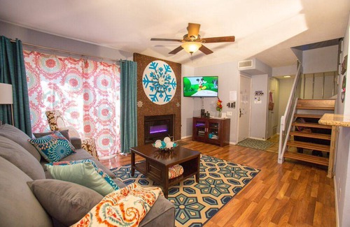 Hermosa Village Condo | 107 m² Condo ∙ 3 bedrooms ∙ 9 guests