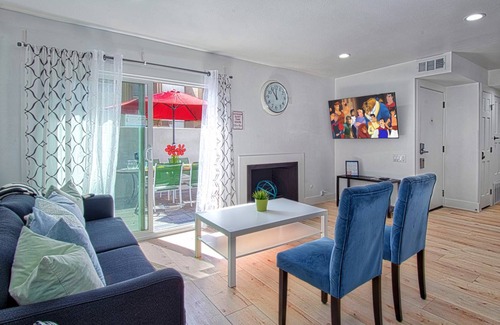 Hermosa Village Condo | 108 m² Condo ∙ 3 bedrooms ∙ 9 guests