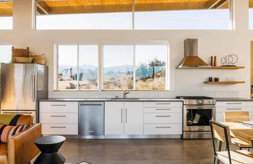 Pioneertown House | 110 m² House ∙ 2 bedrooms ∙ 6 guests