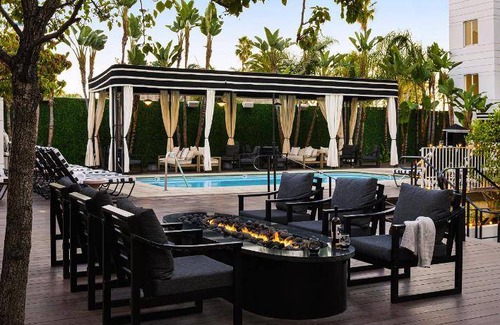 Downtown Hotel | 111 m² Hotel ∙ 2 bedrooms ∙ 127 guests