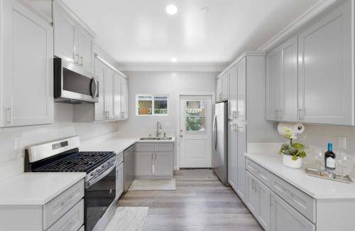 Temple City House | 111 m² House ∙ 2 bedrooms ∙ 12 guests