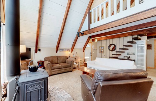 Mountain View Estates House | 112 m² House ∙ 2 bedrooms ∙ 6 guests