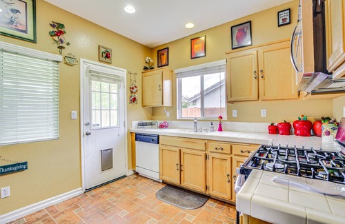 Victorville House | 114 m² House ∙ 3 bedrooms ∙ 6 guests