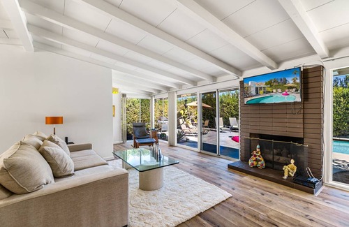 Magnesia Falls Cove House | 116 m² House ∙ 2 bedrooms ∙ 6 guests