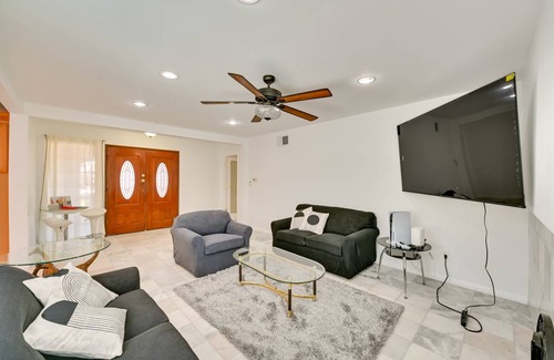 Granite Hills House | 120 m² House ∙ 3 bedrooms ∙ 11 guests