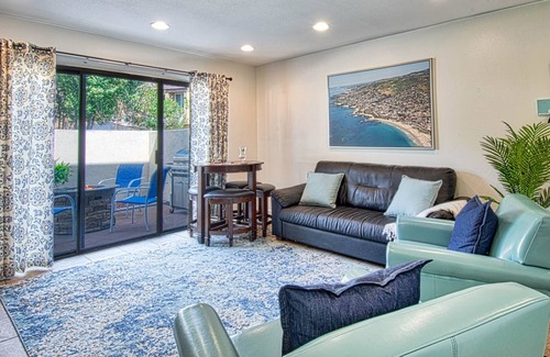 Hermosa Village Condo | 121 m² Condo ∙ 3 bedrooms ∙ 9 guests