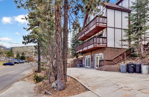 Big Bear Lake Cabin | 123 m² Cabin ∙ 3 bedrooms ∙ 7 guests
