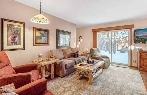 Sugarloaf House | 124 m² House ∙ 2 bedrooms ∙ 6 guests