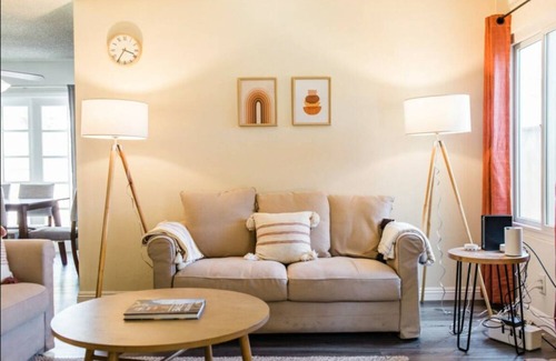 Torrance House | 124 m² House ∙ 3 bedrooms ∙ 6 guests