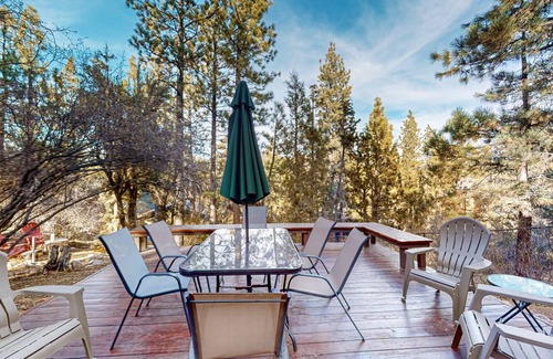 Big Bear City House | 128 m² House ∙ 3 bedrooms ∙ 10 guests