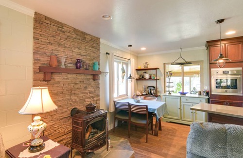 Brownsville House | 130 m² House ∙ 2 bedrooms ∙ 4 guests