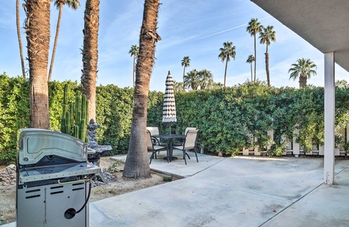 Palm Desert Cottage | 133 m² Cabin ∙ 2 bedrooms ∙ 6 guests